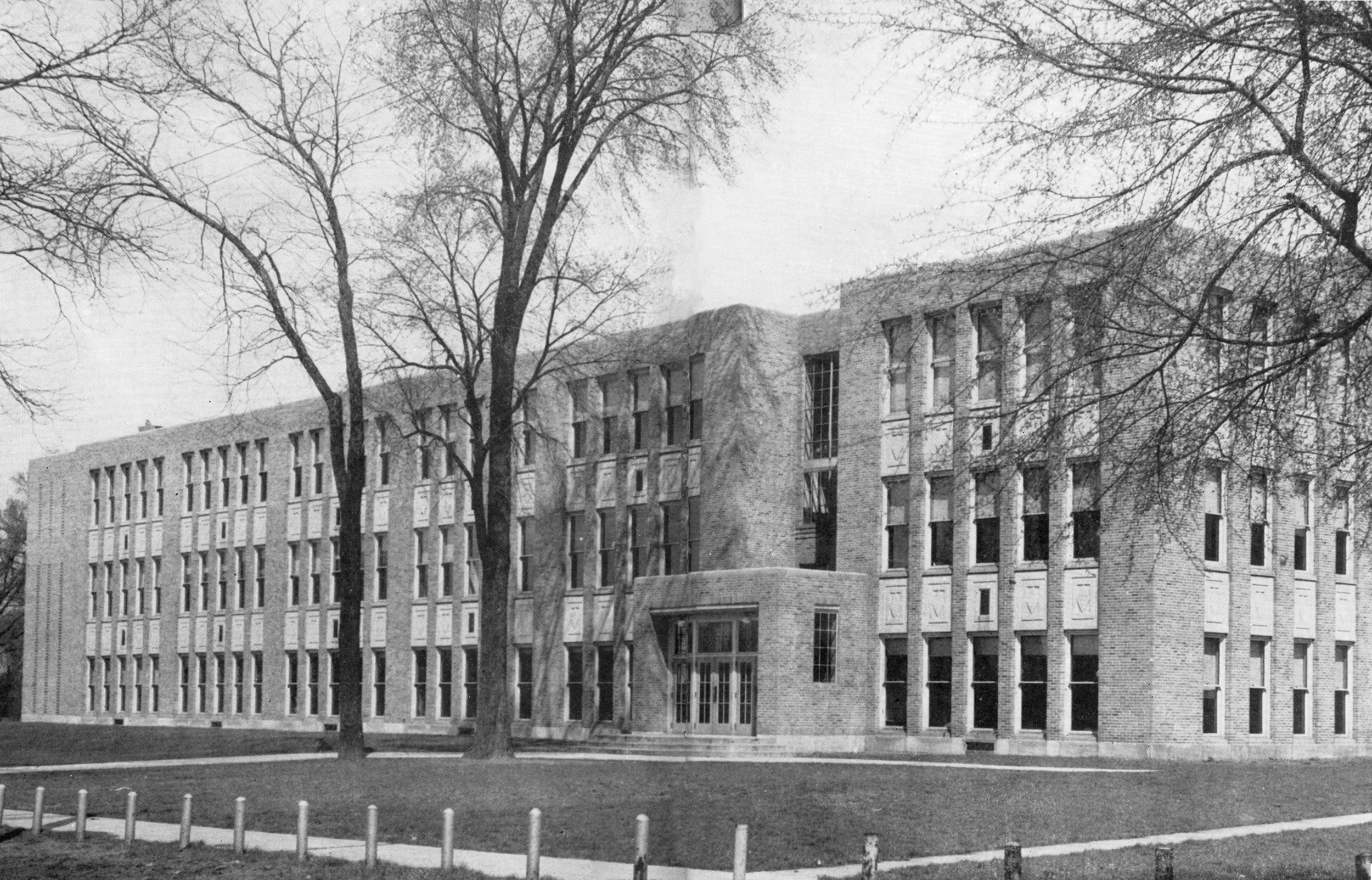 Two stories were completed on the west wing in 1935
